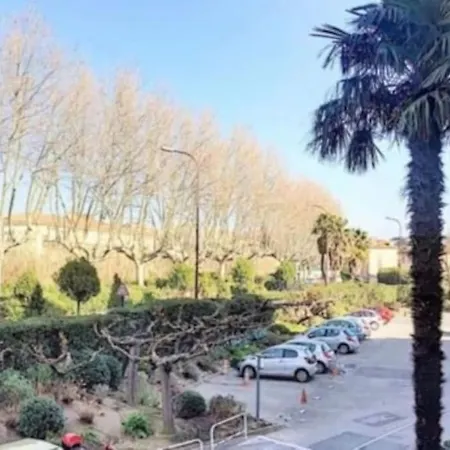 Studio, Proche Toute Commodite Apartmán *